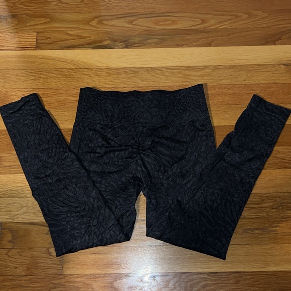 Gymshark Adapt Animal Seamless Leggings - Wild | Black - Picture 2 of 3